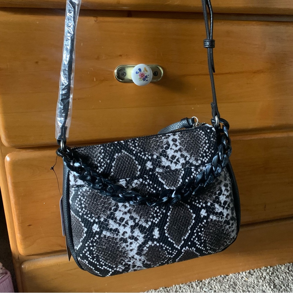 Tahari Crossbody bag